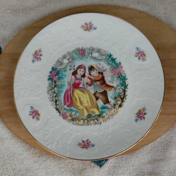 💗My Valentine Day Plate Vintage 1978 Royal Doulton LTD Marked on back Plus Poem - Picture 8 of 10